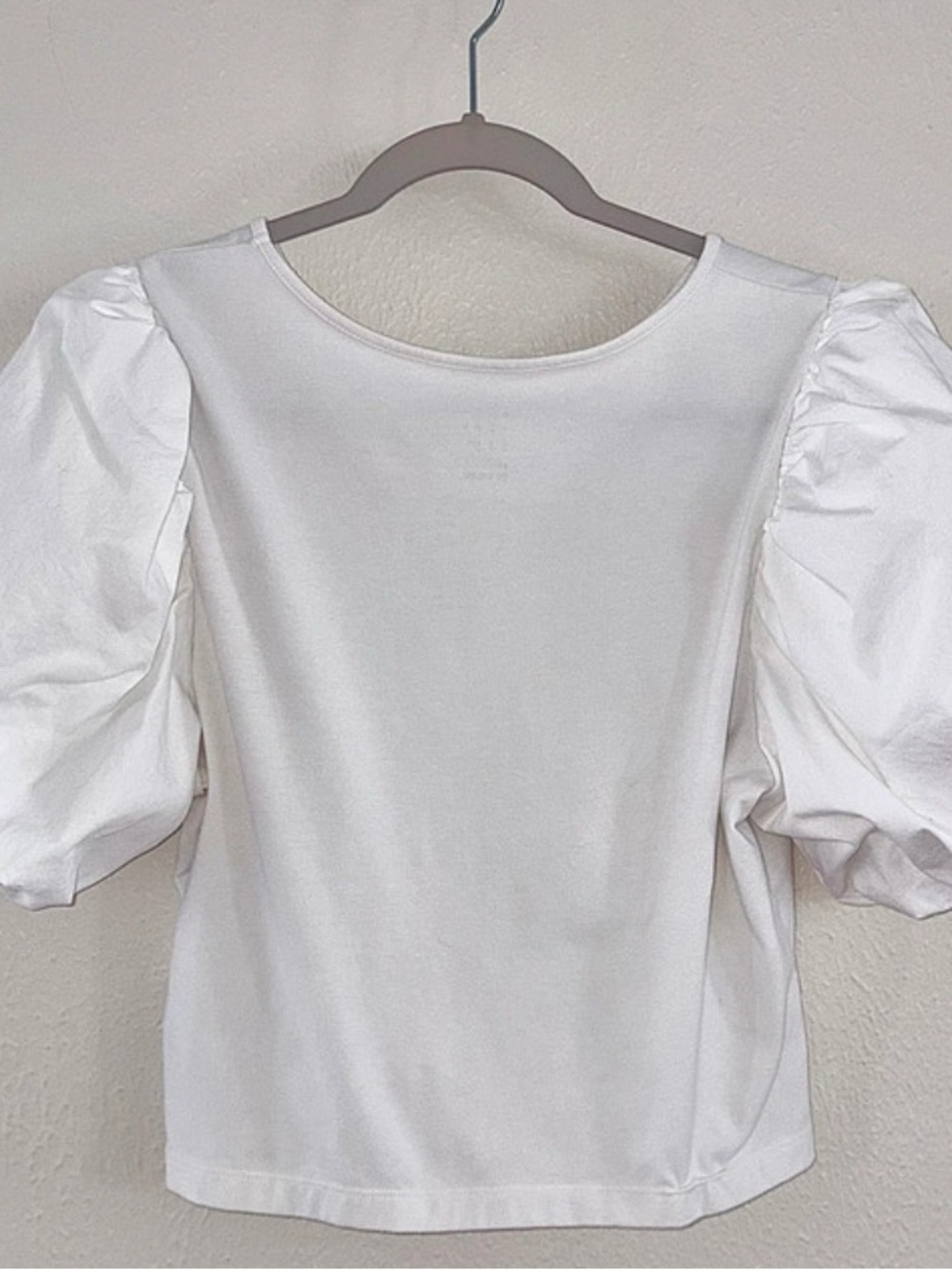 White Puff Sleeve Women's Top - Picture 4 of 4